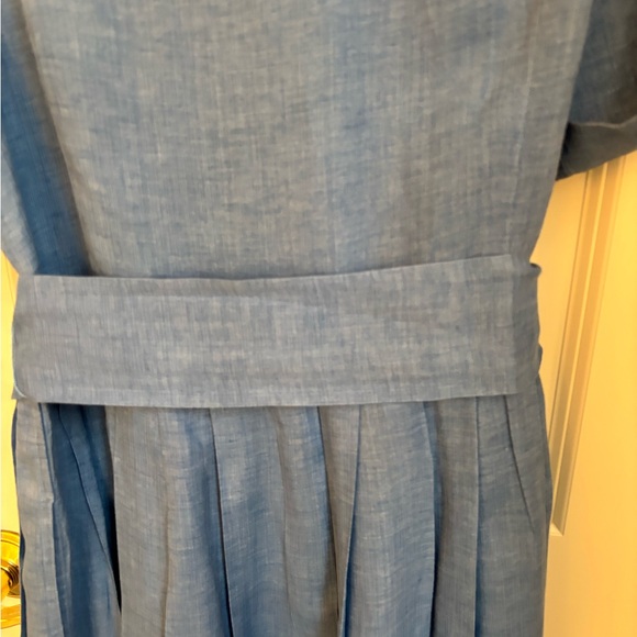 Ann Mashburn Shirtwaist Dress in Blue Linen
Size M - Picture 4 of 4